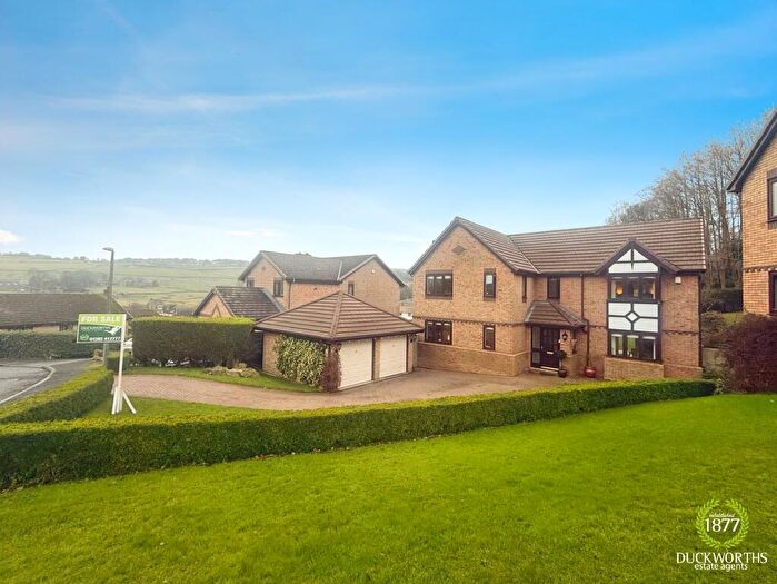 5 Bedroom Detached House For Sale In Thanet Lee Close, Cliviger, BB10