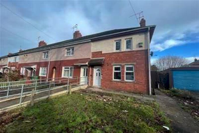 2 Bedroom House To Rent In Wathen Road, Warwick, CV34