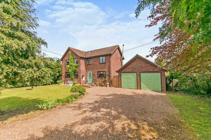 5 Bedroom Detached House For Sale In The Street, Hacheston, Woodbridge, IP13