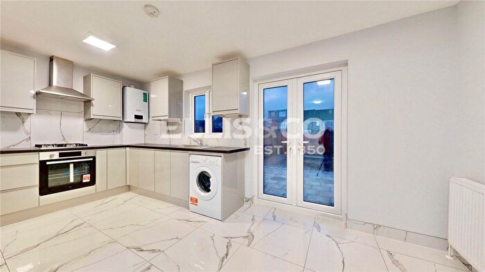4 Bedroom End Terrace House To Rent In Ruislip Road, Greenford, UB6