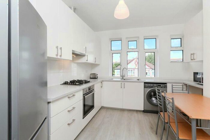2 Bedroom Apartment To Rent In Donnington Road, London, NW10