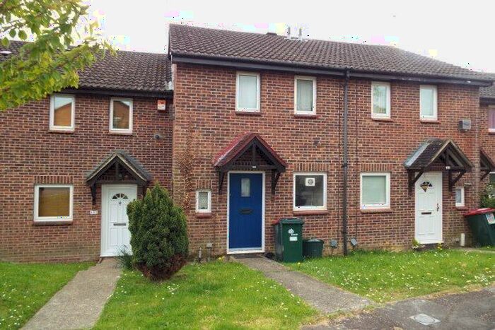 2 Bedroom Property To Rent In Hillingdale, Crawley, RH11