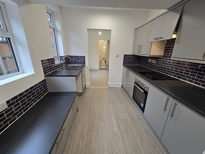 4 Bedroom Terraced House To Rent In Malm Street, Hull, Yorkshire, HU3