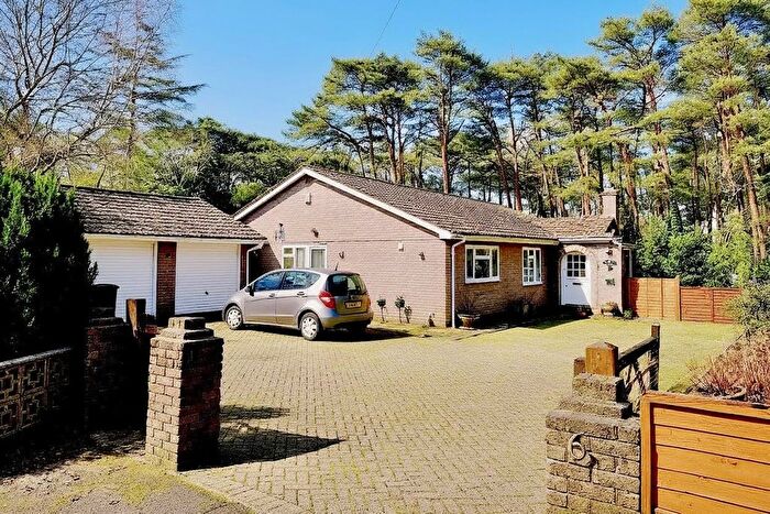 4 Bedroom Detached House For Sale In Badgers Close, Ashley Heath, BH24