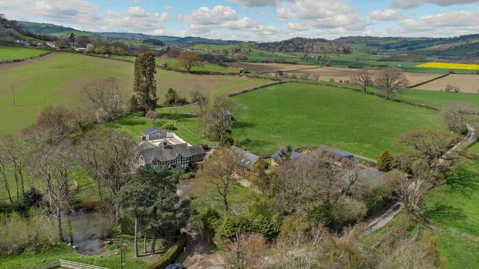 6 Bedroom Detached House For Sale In Wern Lane, Sarn, Newtown, Powys, SY16