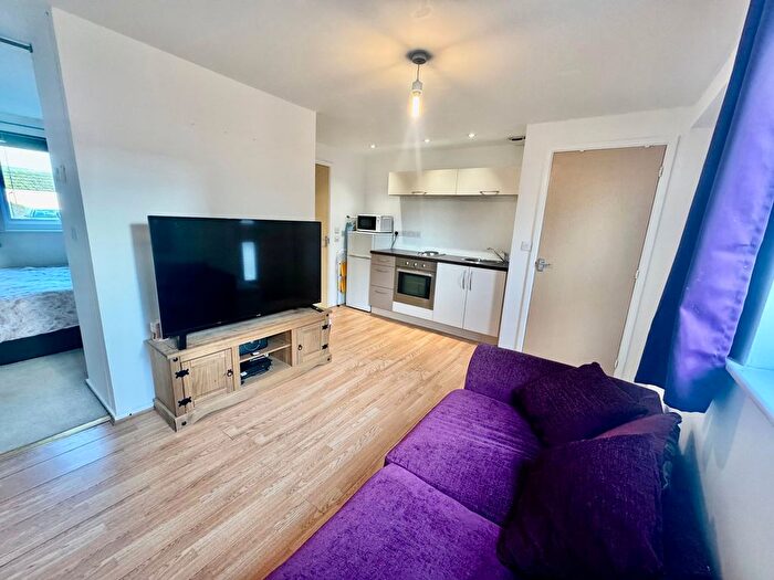 1 Bedroom Flat For Sale In Bismuth Drive, Sittingbourne, ME10
