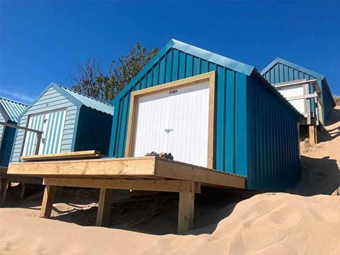 Property For Sale In Porth Mawr, Abersoch, Gwynedd, LL53