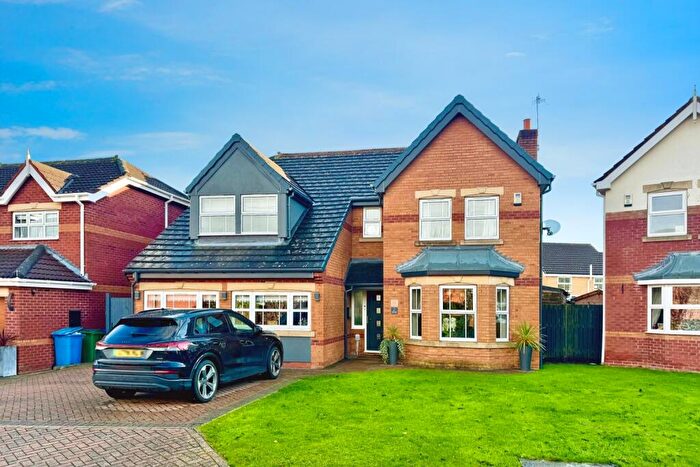 4 Bedroom Detached House For Sale In Birch Close, Hessle, HU13
