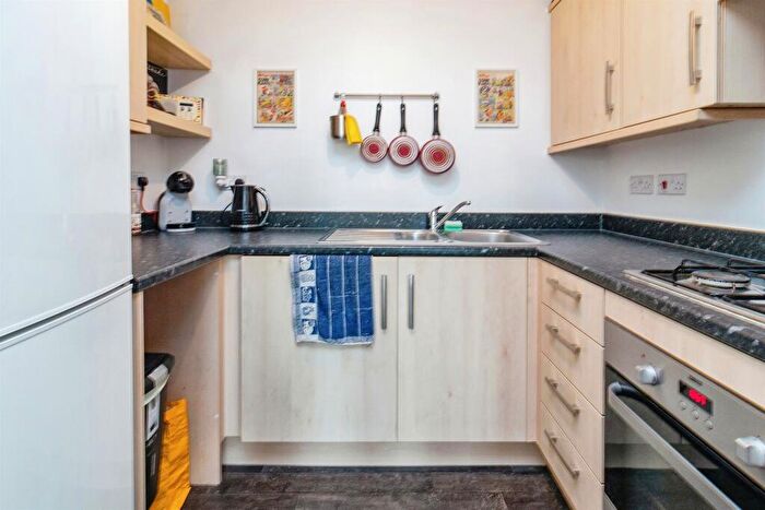 2 Bedroom Flat For Sale In Greensand View, Woburn Sands, Milton Keynes, MK17
