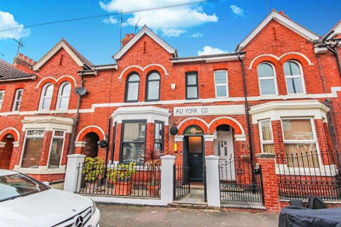 2 Bedroom Terraced House For Sale In York Road, Rushden, NN10