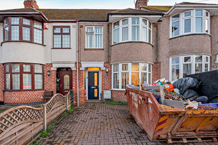 3 Bedroom Terraced House For Sale In Rutherglen Avenue, Coventry, CV3