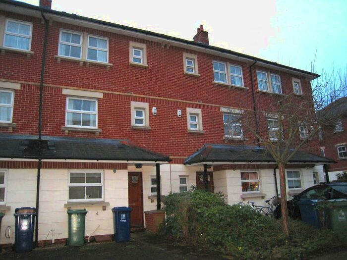 4 Bedroom House To Rent In Great Mead Oxford, OX1