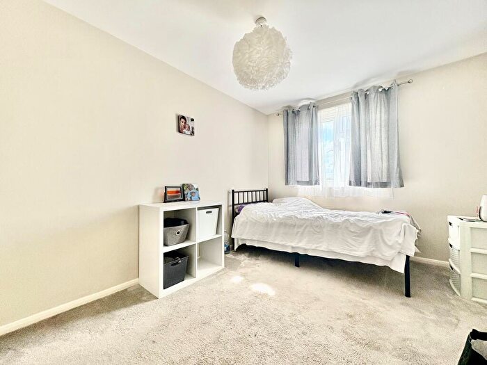 2 Bedroom Apartment To Rent In Gauldie Way, Standon, Ware, SG11