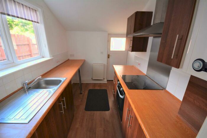 2 Bedroom Semi-Detached House For Sale In Dale Road, Shildon, DL4