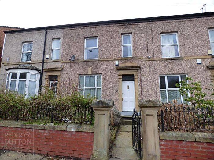 4 Bedroom Detached House To Rent In Manchester Road, Rochdale, OL11