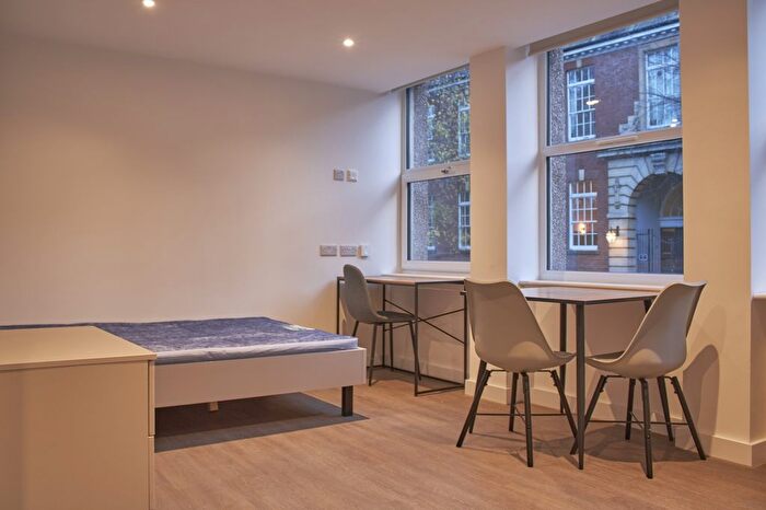 2 Bedroom Flat To Rent In Redcross Street, Bristol, BS2