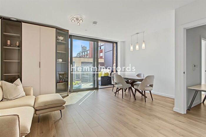 1 Bedroom Flat For Sale In Dingley Road, London, EC1V