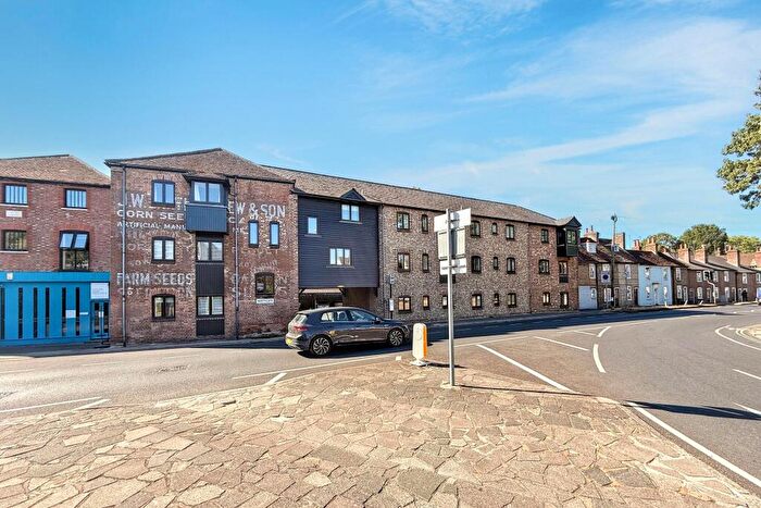 2 Bedroom Flat For Sale In Flat, The Old Mill, Northgate, Chichester, PO19