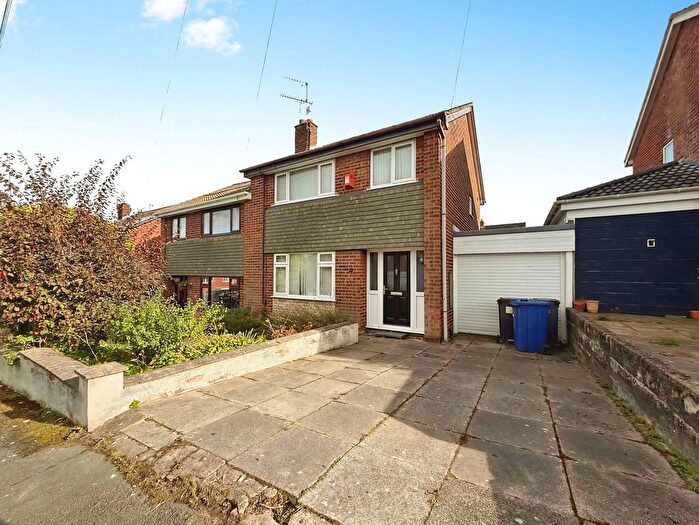 3 Bedroom Semi-Detached House For Sale In Acacia Gardens, Kidsgrove, ST7