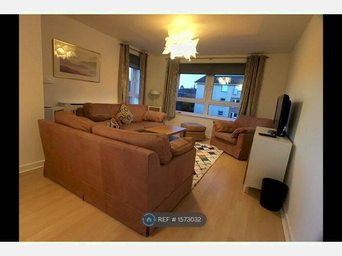 2 Bedroom Flat To Rent In Whitehill Place, Glasgow, G31