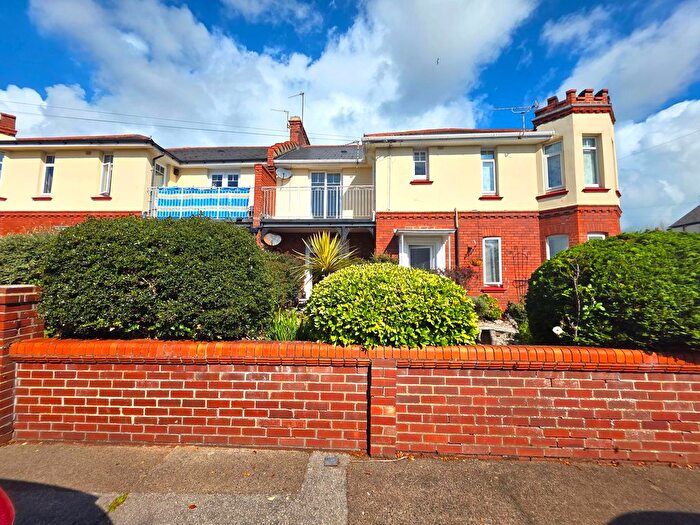 2 Bedroom Property To Rent In Headland Grove, Preston, Paignton, TQ3