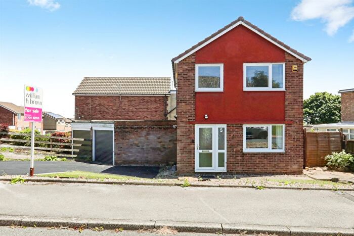 3 Bedroom Detached House For Sale In Churchfields, Kimberworth, Rotherham, S61