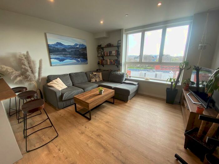 1 Bedroom Apartment To Rent In Catherines House, Bedminster, BS3