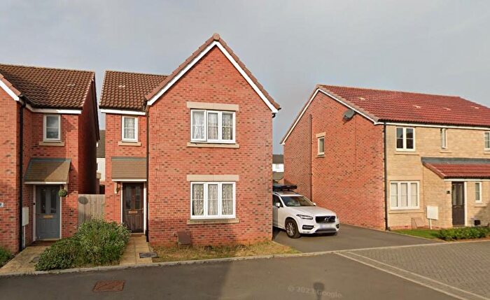 3 Bedroom Detached House To Rent In Wincombe Road, Coate, SN3
