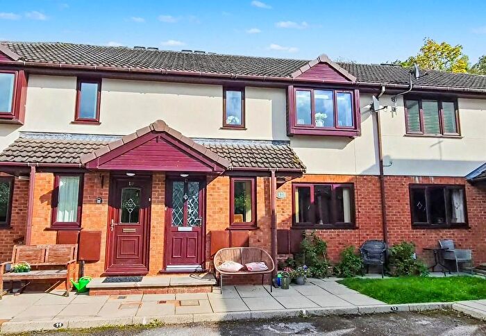 2 Bedroom Flat For Sale In The Cloisters, Whalley, Clitheroe, Lancashire, BB7
