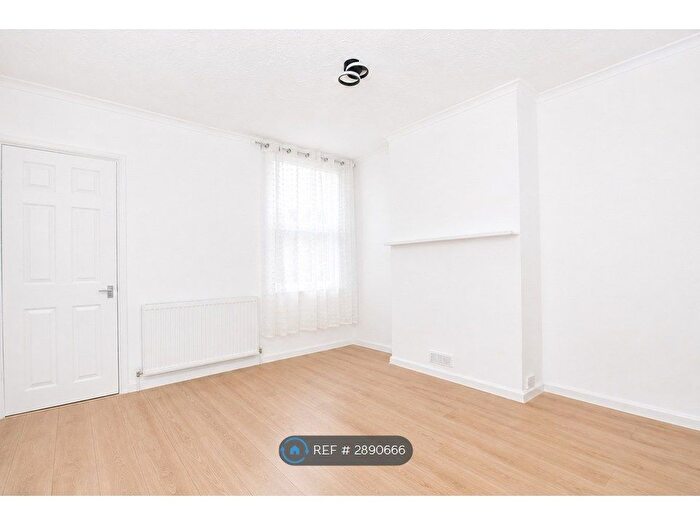 2 Bedroom Terraced House To Rent In Kingsley Road, Maidstone, ME15