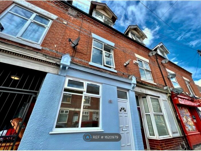 4 Bedroom Terraced House To Rent In Tudor Road, Leicester, LE3