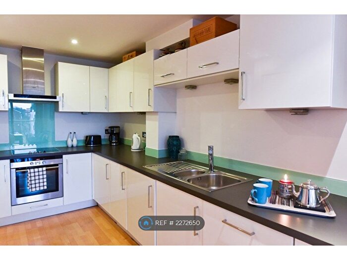 2 Bedroom Flat To Rent In Florida Street, London, E2