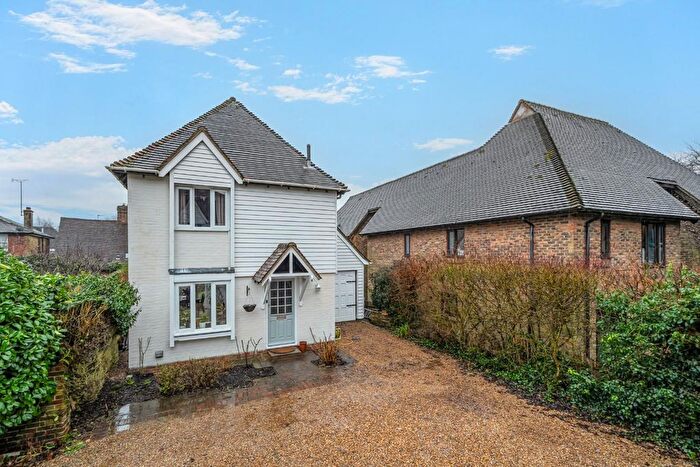 3 Bedroom Detached House For Sale In Monks Walk, Charing, Ashford, TN27