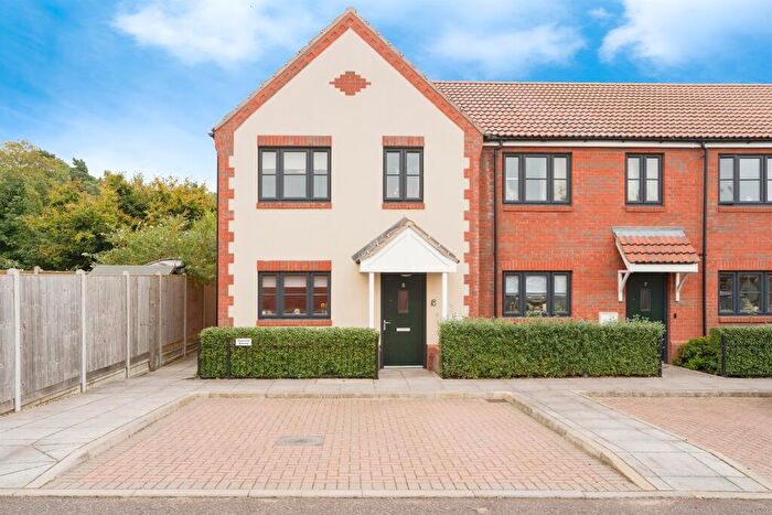 3 Bedroom End Of Terrace House For Sale In Wilfred Davison Way, Roughton, Norwich, NR11