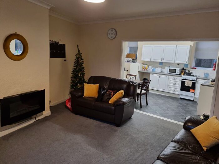 3 Bedroom End Terrace House For Sale In Back Clough, Halifax, HX3