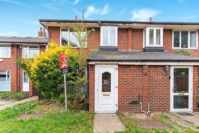 4 Bedroom Terraced House To Rent In Prescott Close, London, SW16