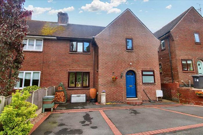 3 Bedroom Semi-Detached House For Sale In Byron Crescent, Ravenshead, Nottingham, NG15