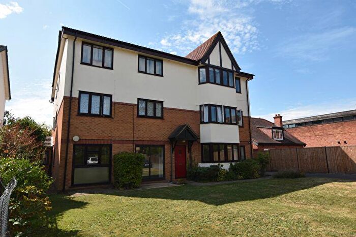 2 Bedroom Flat To Rent In Westbury Road, New Malden, KT3