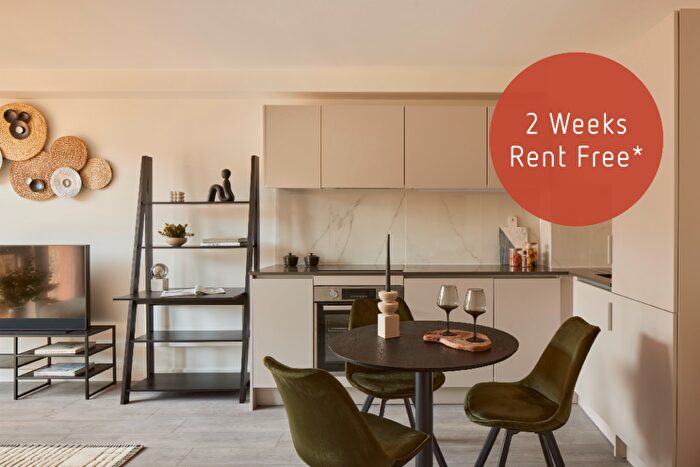 2 Bedroom Flat To Rent In Dumballs Road, Cardiff(City), CF10