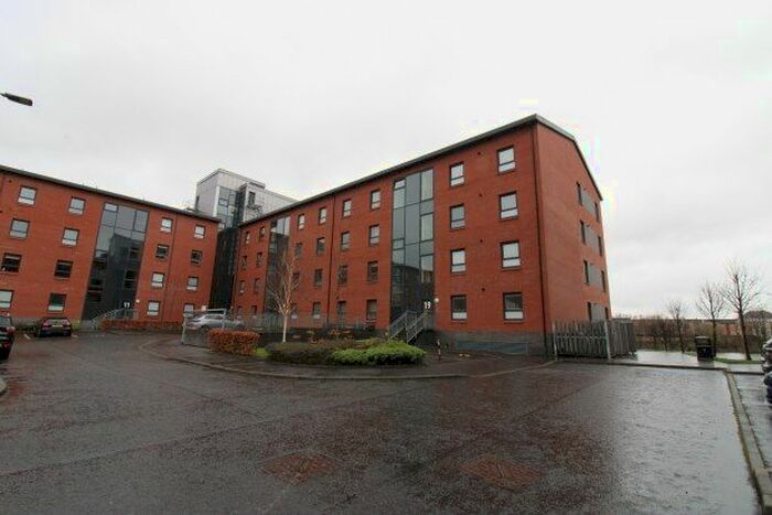 2 Bedroom Flat To Rent In Cardon Square, Renfrew, PA4