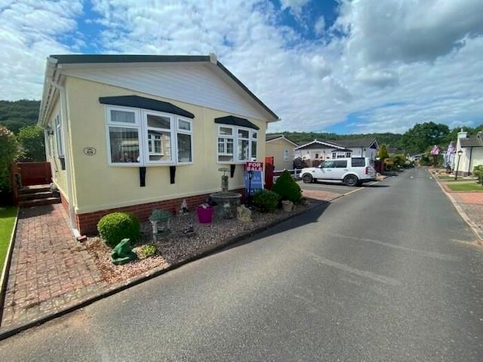 2 Bedroom Property For Sale In Severn Bank Park, Stourport-On-Severn, DY13