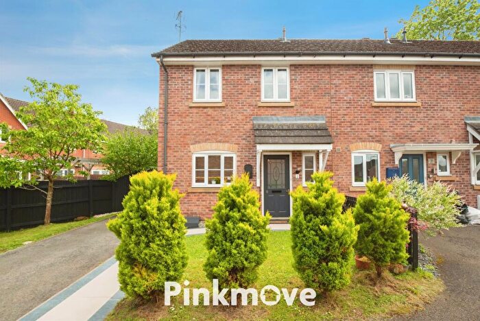 3 Bedroom End Of Terrace House For Sale In Acer Way, Rogerstone, Newport, NP10