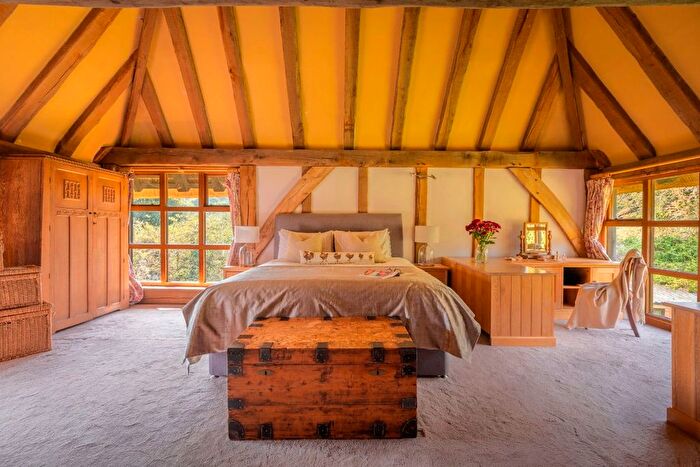 5 Bedroom Barn Conversion For Sale In Marley Lane, Battle, TN33