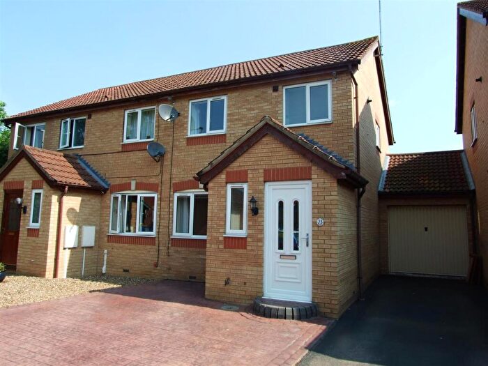 3 Bedroom Semi Detached House To Rent In Strawberry Fields, CV21