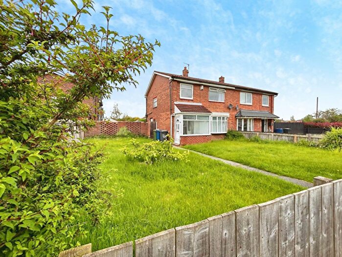 3 Bedroom Semi-detached House For Sale In Whiteleas Way, South Shields, NE34