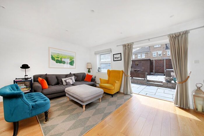 4 Bedroom Terraced House To Rent In Craster Road, Brixton, SW2