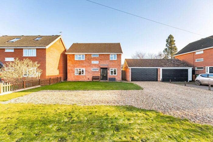 4 Bedroom Detached House For Sale In Louies Lane, Roydon, IP22