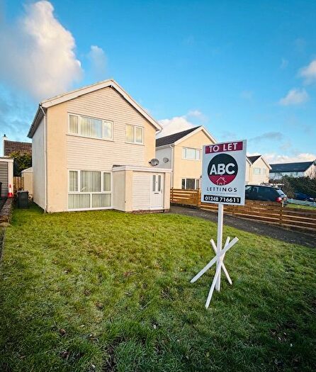 3 Bedroom Detached House To Rent In Mill Bank Estate, Llandegfan, LL59