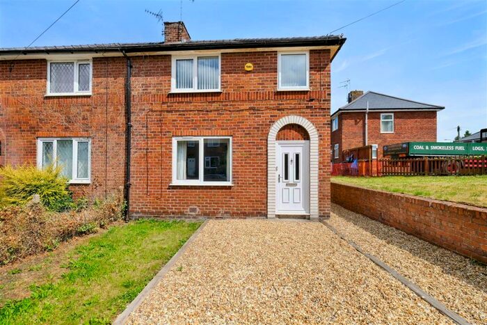 3 Bedroom Semi-Detached House To Rent In Bromfield Park, Mold, CH7