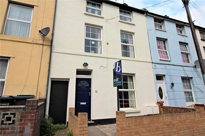 1 Bedroom Flat To Rent In Wellington Street, Gravesend, Kent, DA12